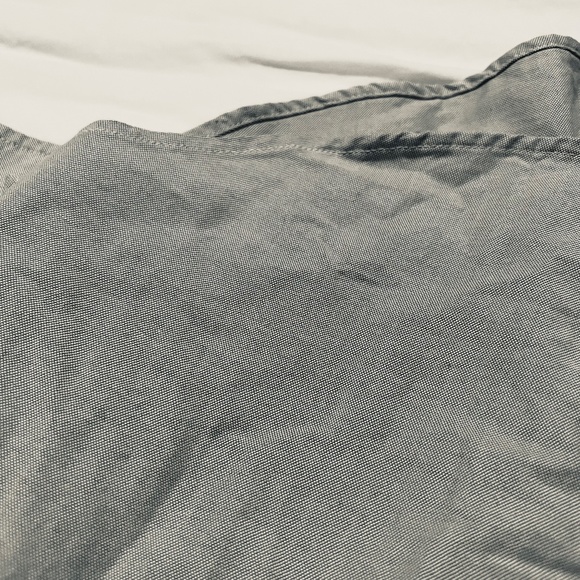 NWT J. Crew Men's Button-Down Slim Shirt - Chambray Gray - Size Small - Picture 5 of 5